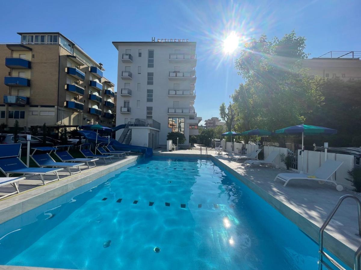 Clubhotel Residence Cesenatico Εξωτερικό φωτογραφία