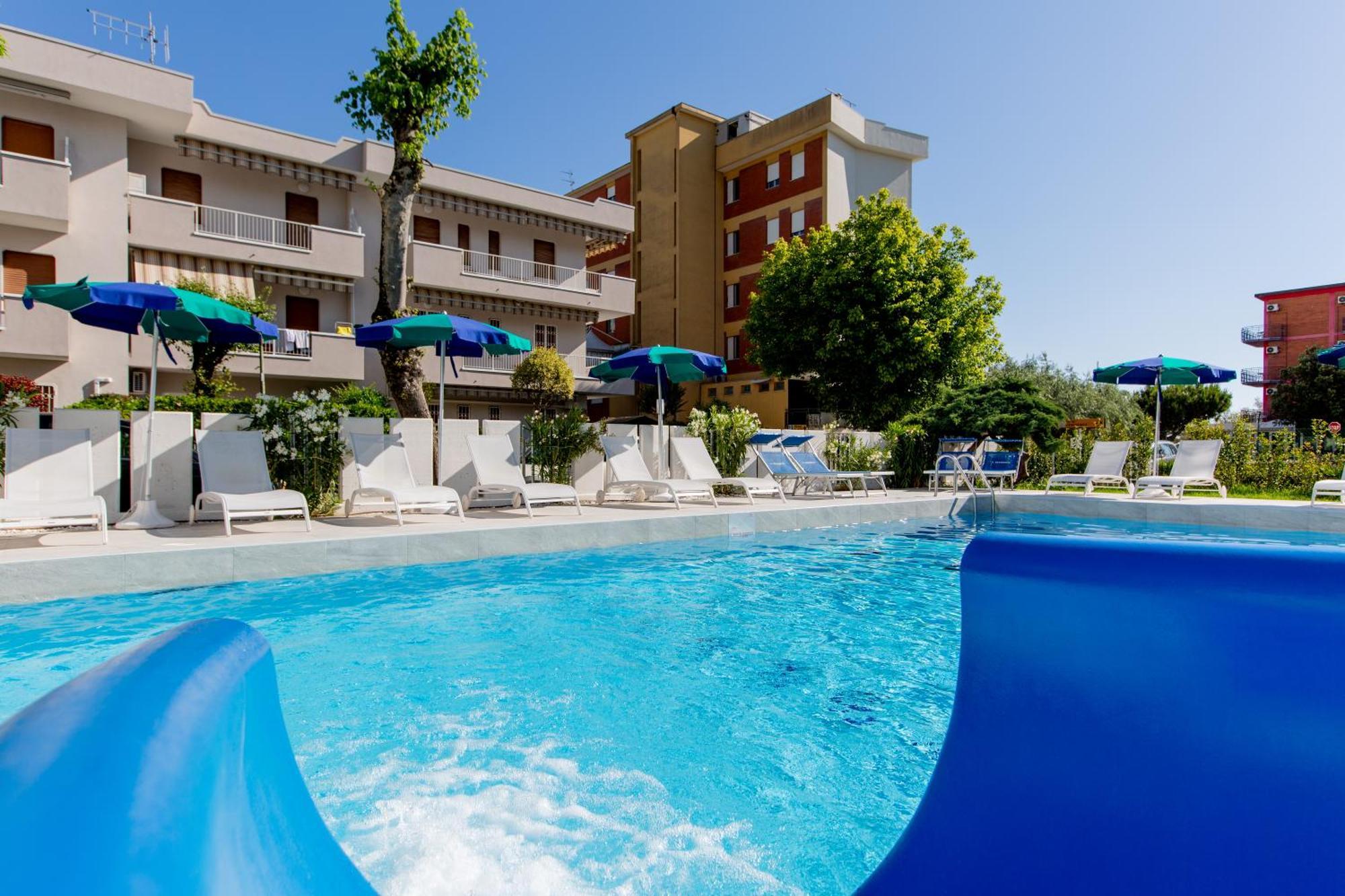 Clubhotel Residence Cesenatico Εξωτερικό φωτογραφία