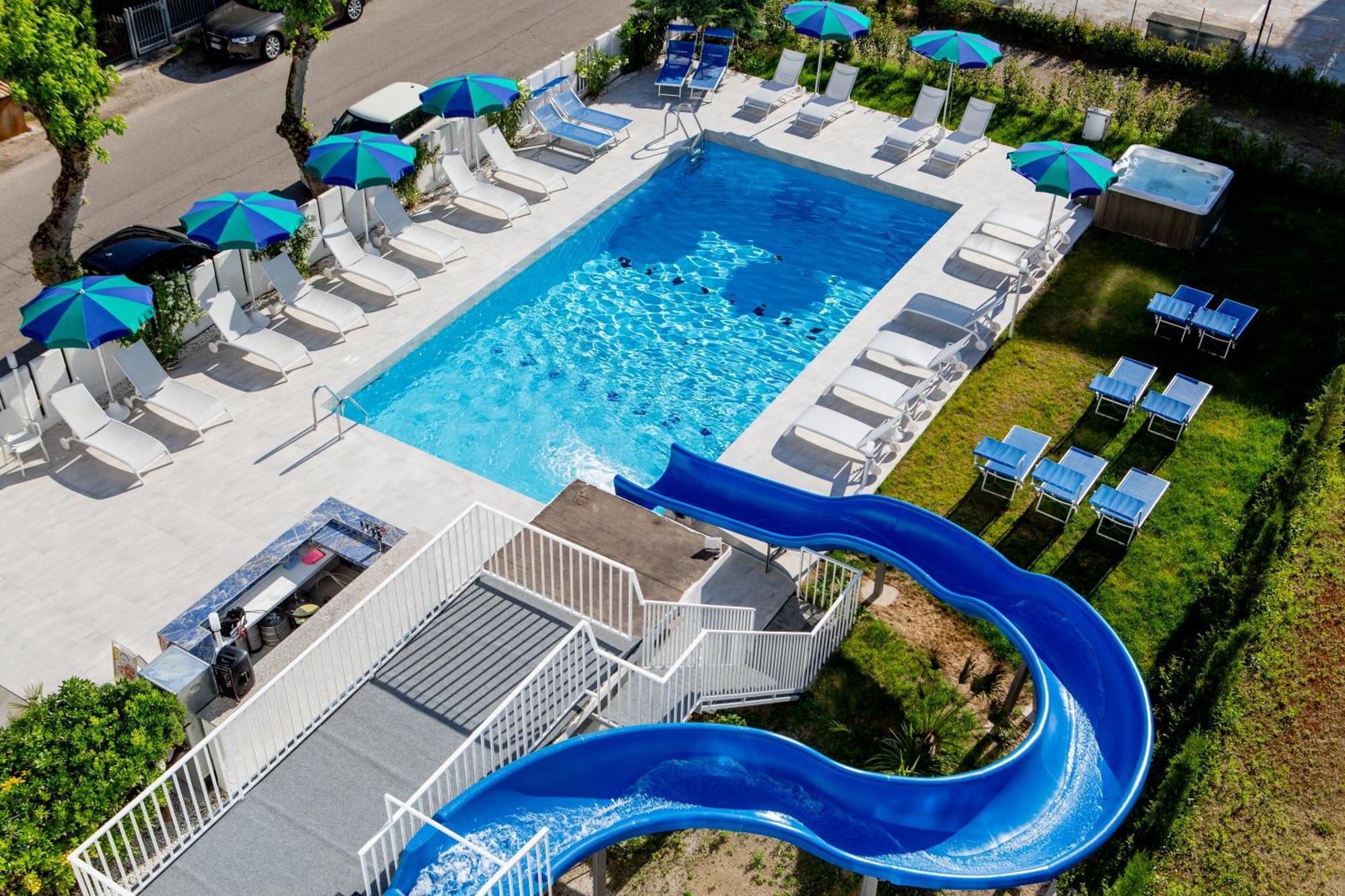 Clubhotel Residence Cesenatico Εξωτερικό φωτογραφία